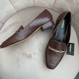 Square Toe Textured Heeled Loafers with Gold Hardware